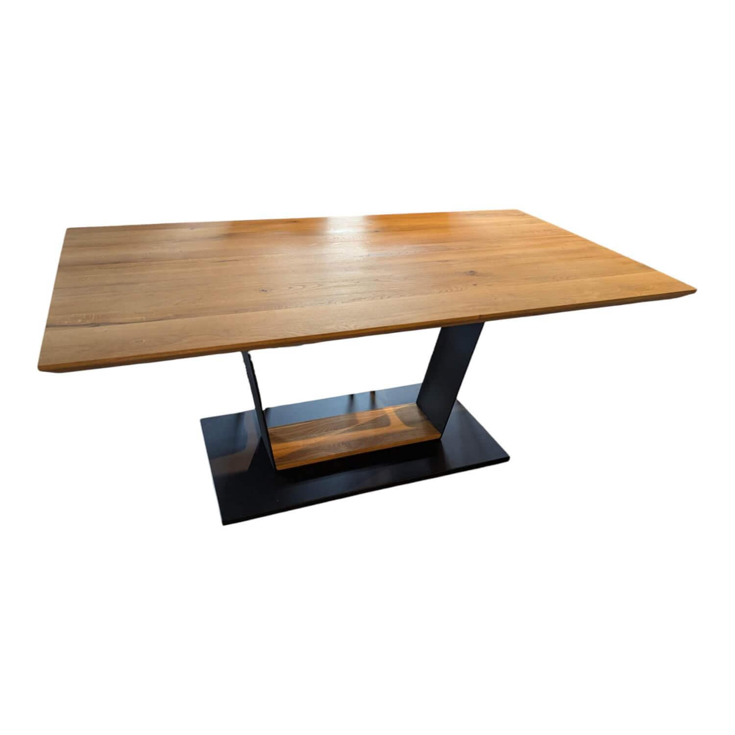 MCA Furniture - Esstisch Malambo Platte Balkeneiche Massiv Metall Schwarz Lackiert - 1