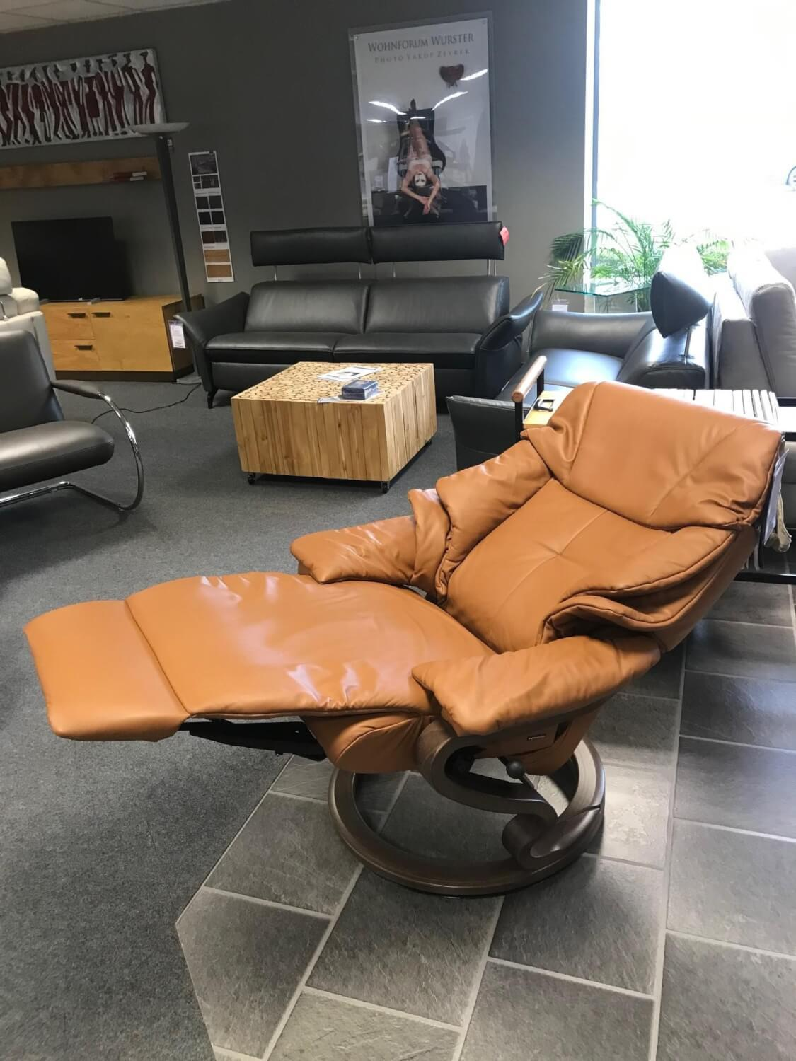 himolla - Relax-Sessel Modell 7124 Zerostress in Echleder mit erhöhtem Untergestell und Funktionen - 2