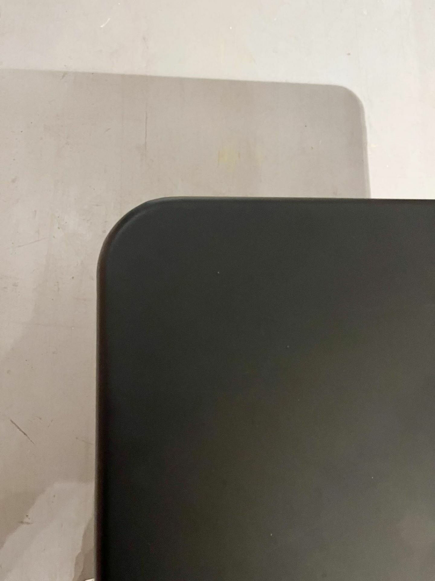 Schaffner - Tisch Rigi Platte Stahlblech Schwarz Gestell Metall Schwarz Pulverbeschichtet - 6