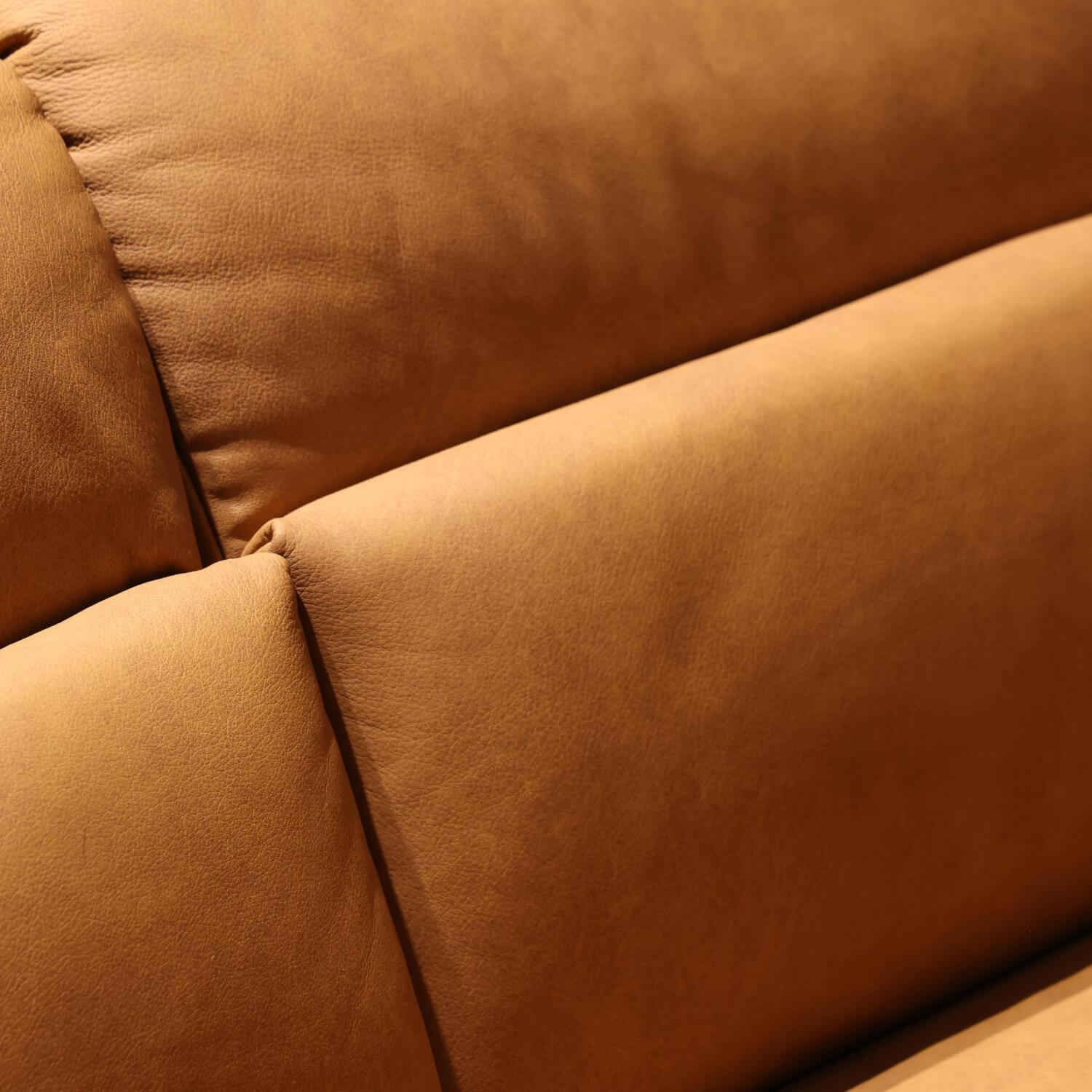 himolla - Ecksofa Spektral 1352 Leder 27 Leonessa Almond Braun Kufe Metall Anthrazit 63 - 10