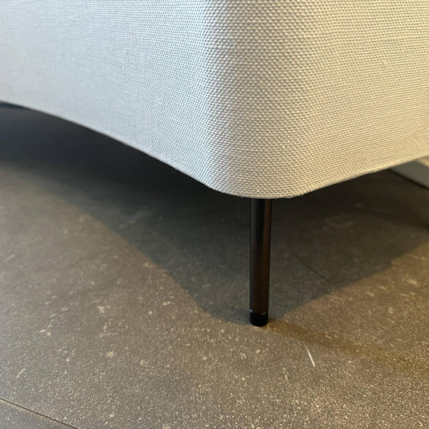 Minotti - Stehleuchte Blanche Halbrund Schirm Leinen Weiß Gestell Nickel Struktur Black Schwarz - 2