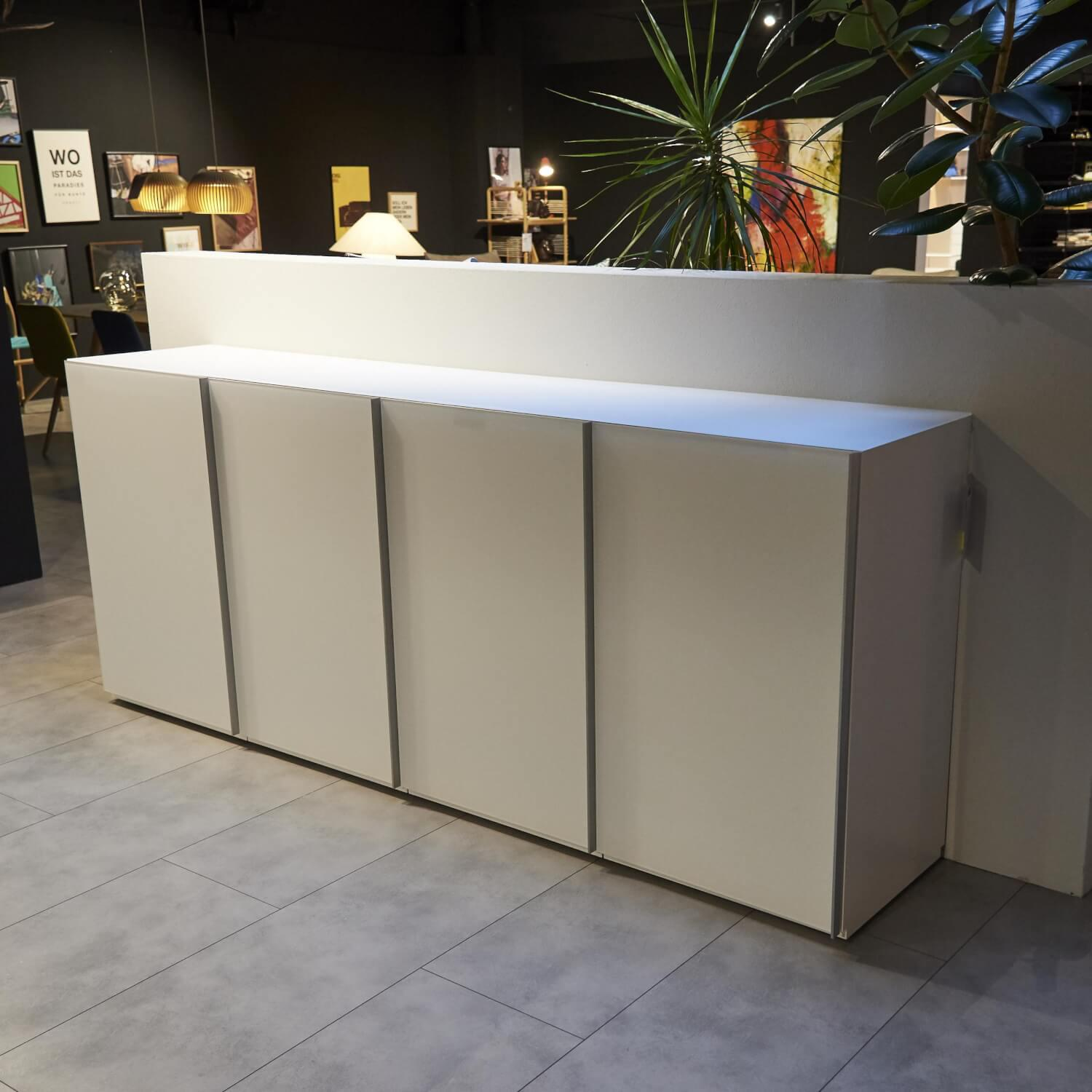 Kettnaker - Sideboard Alea Lack Weiß Front Und Abdeckplatte Glas Matt Weiß Griffe Alu Matt - 11