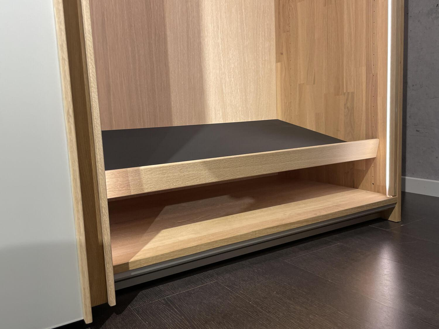 Team 7 - Schwebetürenschrank Soft Eiche Wild Weißöl Farbglas Matt Hellgrau Inklusive Innenleben Und Beleuchtung - 6