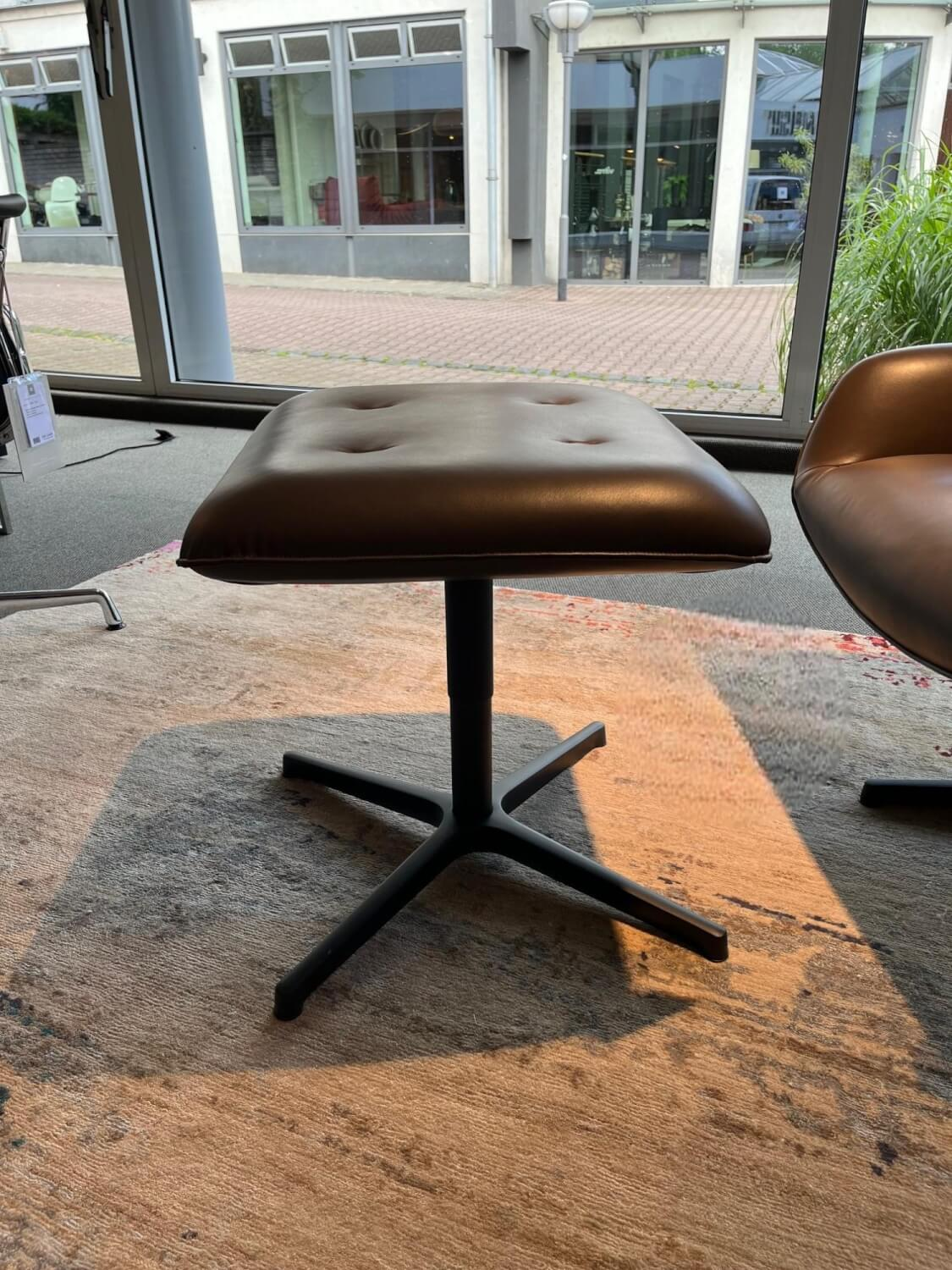 Walter Knoll - Drehsessel Onsa Leder Elen 1407 Auburn Dunkelbraun Gestell Matt Pulverbeschichtet Schwarz Mit Hocker - 8