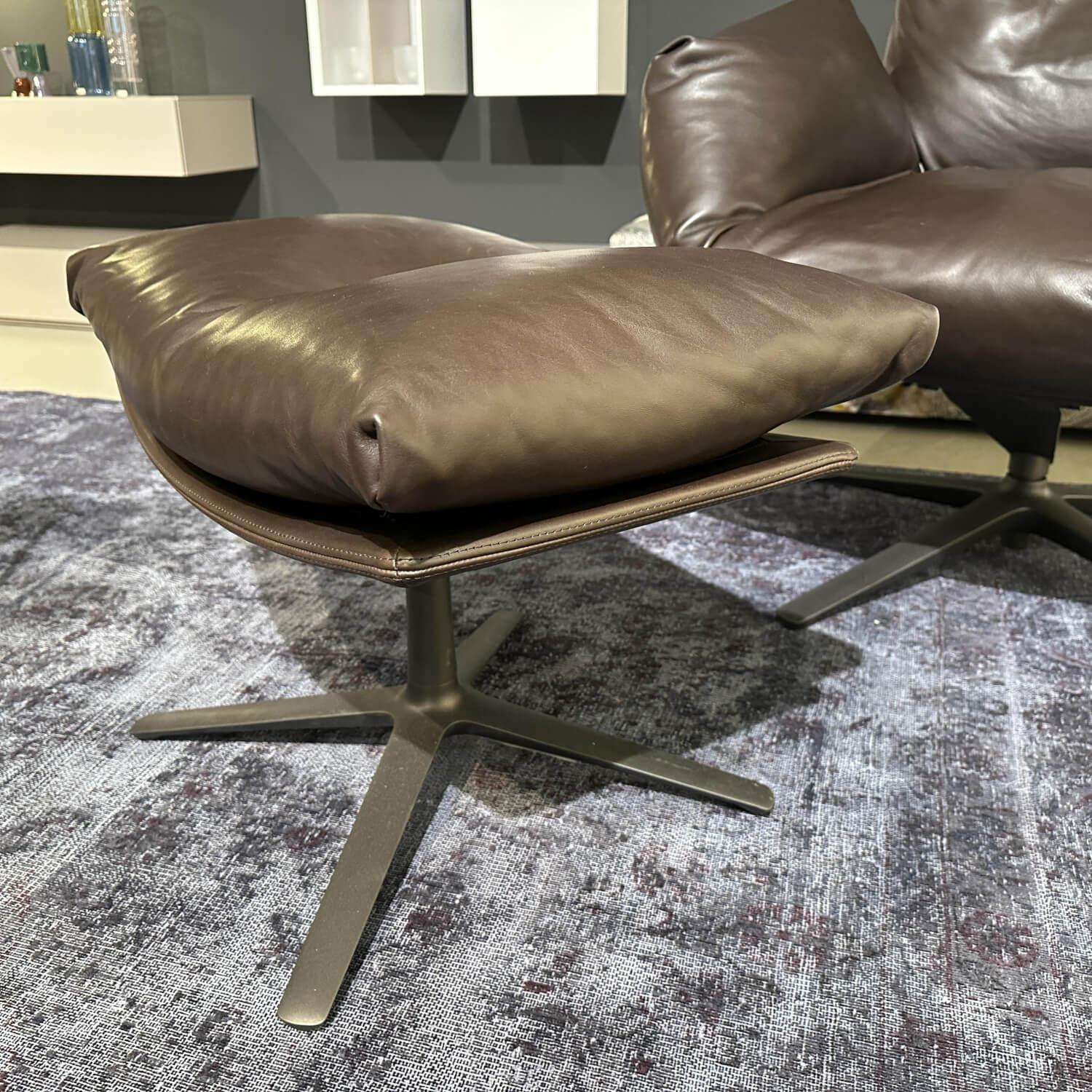 COR - Drehsessel Cordia Lounge Leder Puro Espresso Gestell Feinstruktur Schwarzbraun mit Hocker - 5