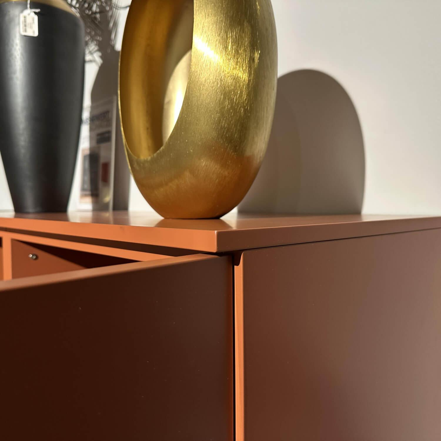 Contur - Highboard Venzone Lack 171 Tabasco Orange Gestell Metall Einsatz Eiche - 8