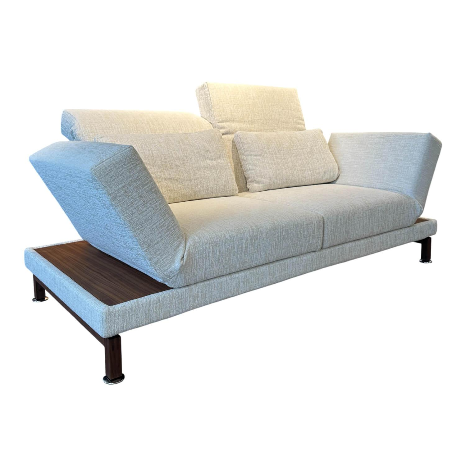 Brühl - Funktionssofa Moule Stoff 3690 40 Beige Holzkufe Nussbaum Geölt Tellerfuß Verchromt Inklusive Kissen - 1