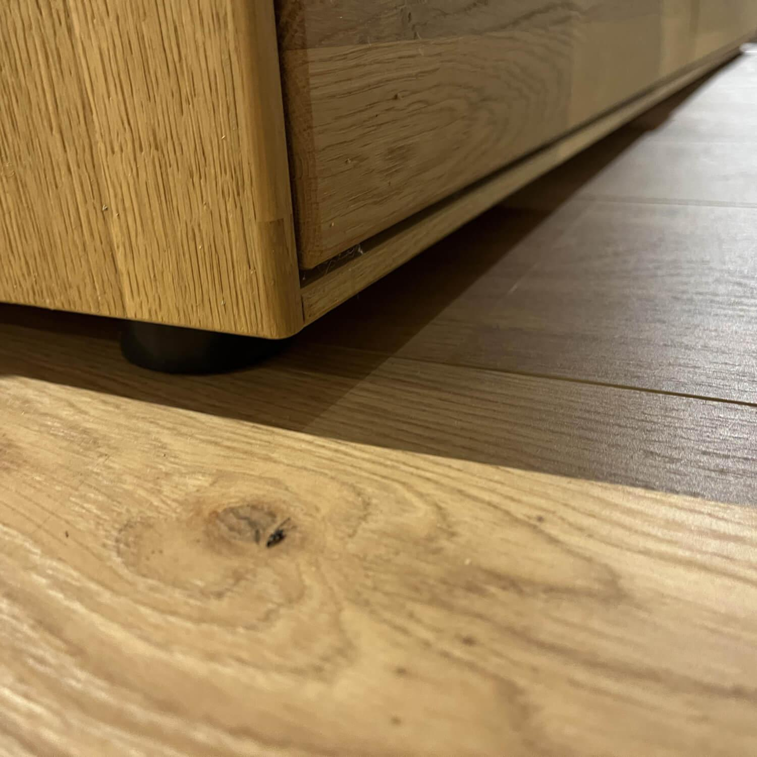 Wöstmann - Sideboard Valmondo Menora Plus Europäische Wildeiche Massiv Mit Beleuchtung - 3