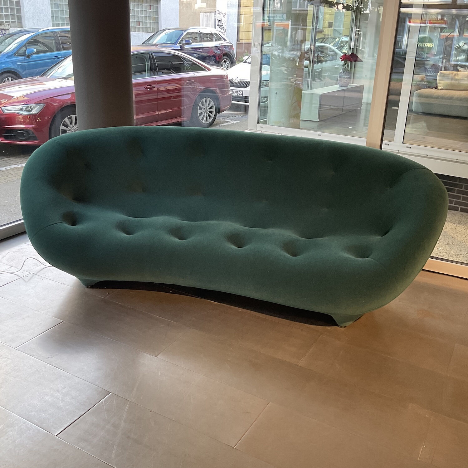 Ligne Roset - Sofa Ploum Hochlehner Stoff Gentle Pin Grün - 8