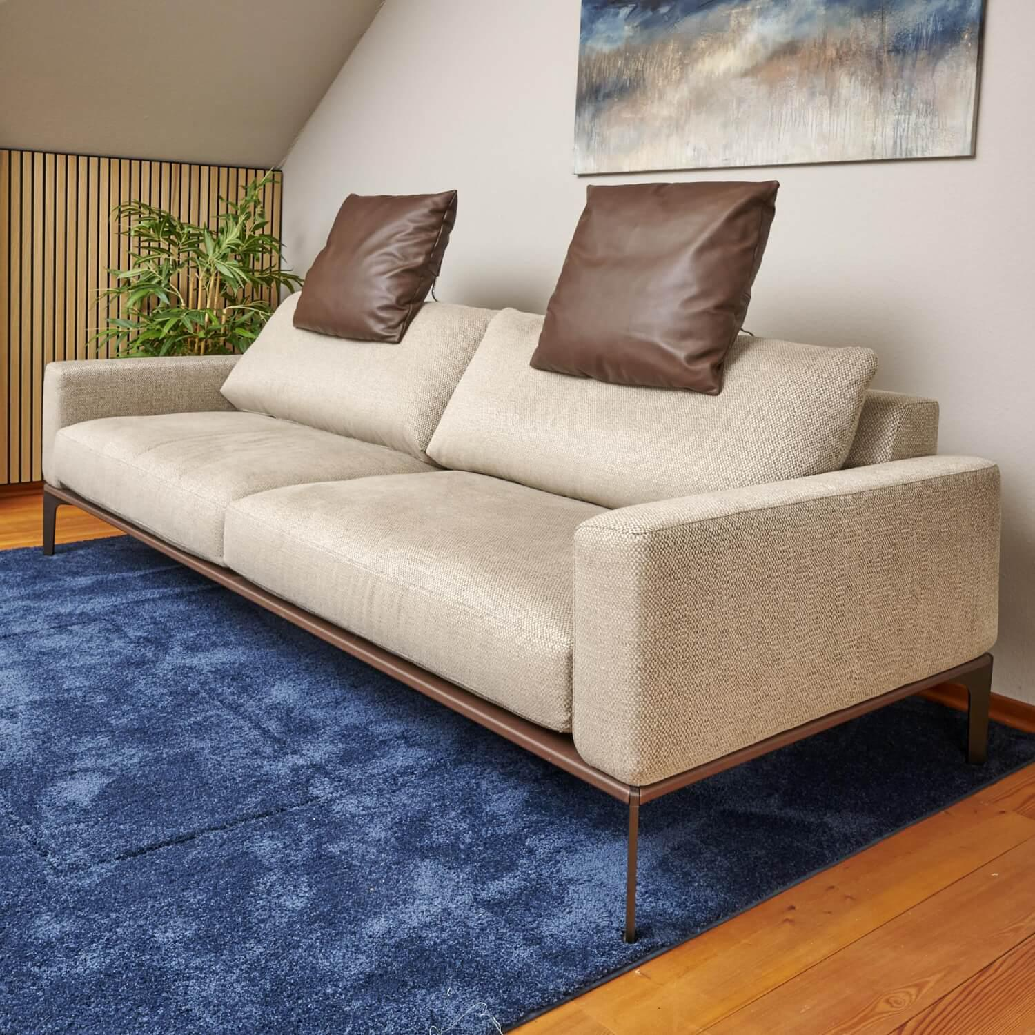 Bielefelder Werkstätten - Sofa Spirit Stoff Emira BW 1732 272 Beige Gestell Metall Bronze Matt Inklusive Rückenverstellung - 8