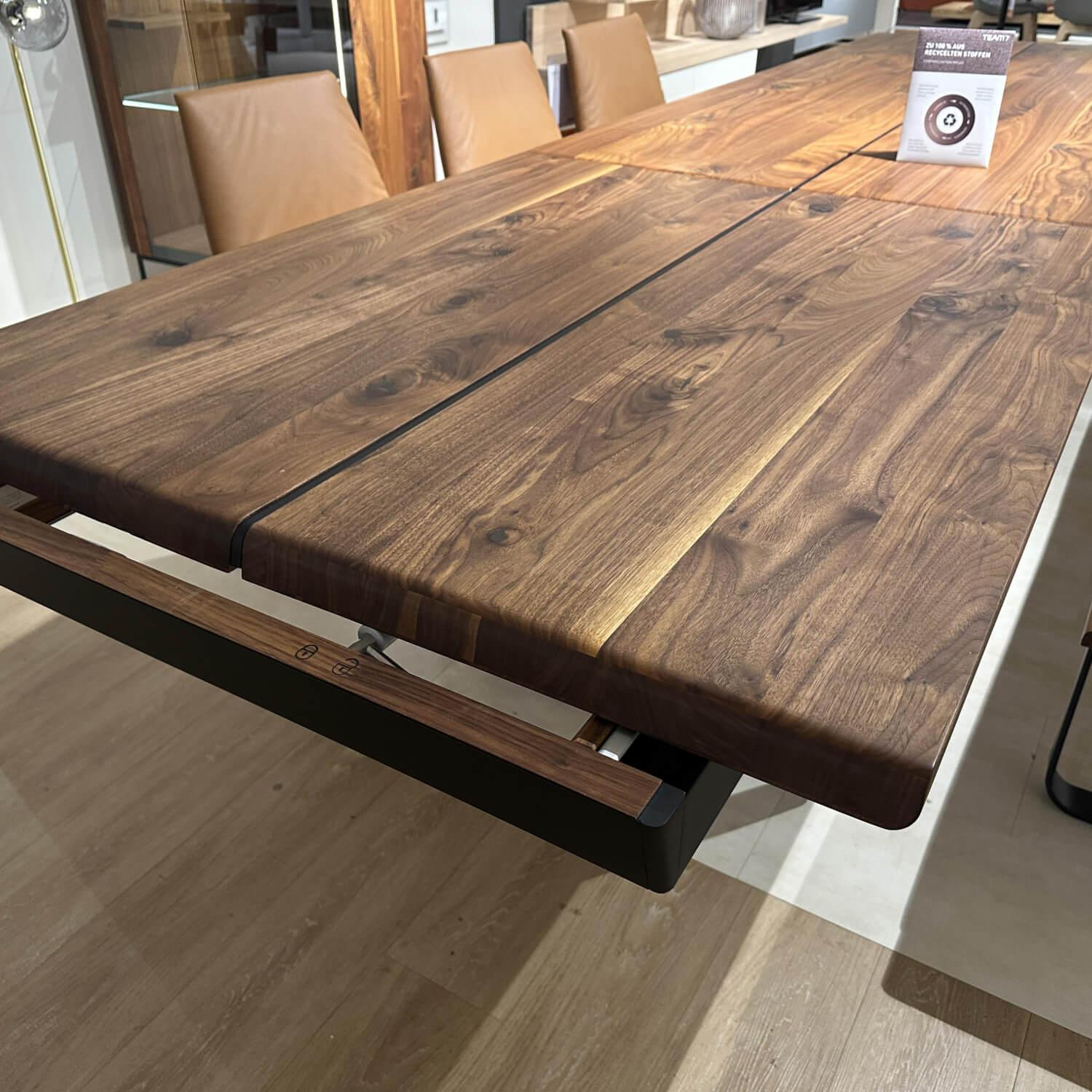 Team 7 - Essgruppe Nox Nussbaum Wildsortierung Leder Sepia Braun Gestell Schwarz Matt Tisch Ausziehbar - 2