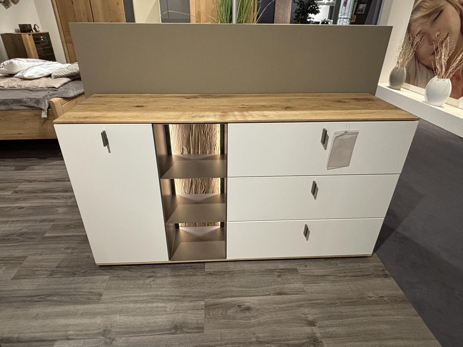 Thielemeyer - Schlafzimmer Milo Lack Weiß Wildeiche Massiv Gebürstet Mit LED Beleuchtung - 6