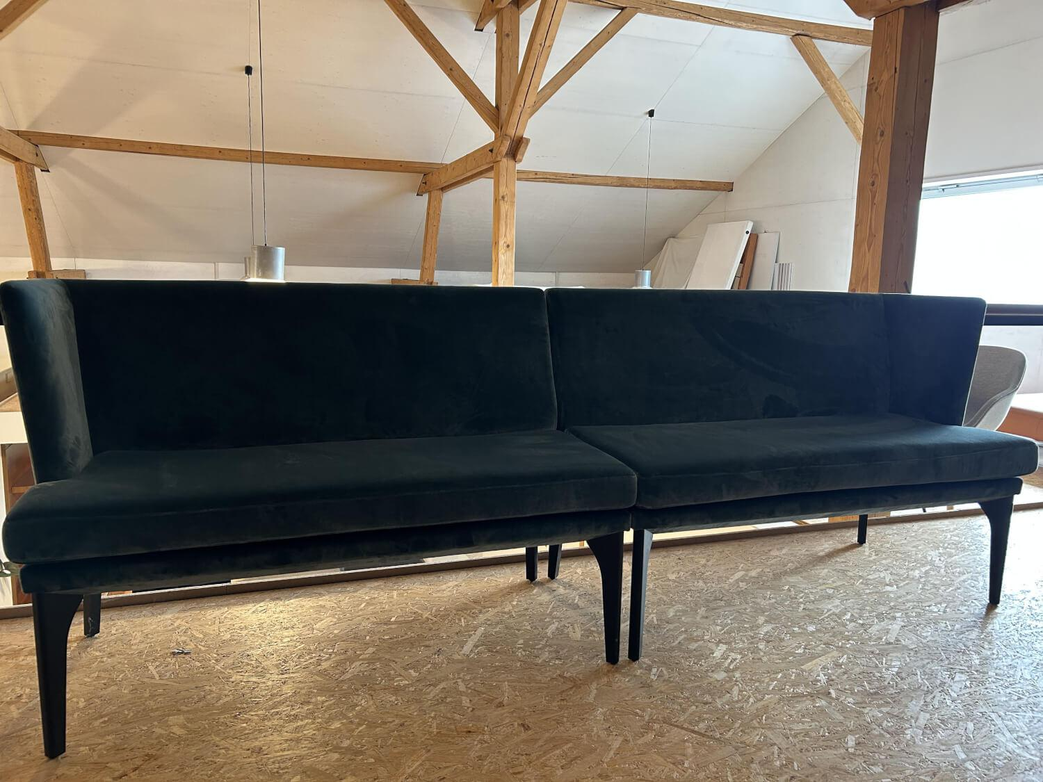 Bielefelder Werkstätten - Bank Polo Petite Stoff City Velvet Reloaded CA 7832/087 Grün Füße Schwarz - 4