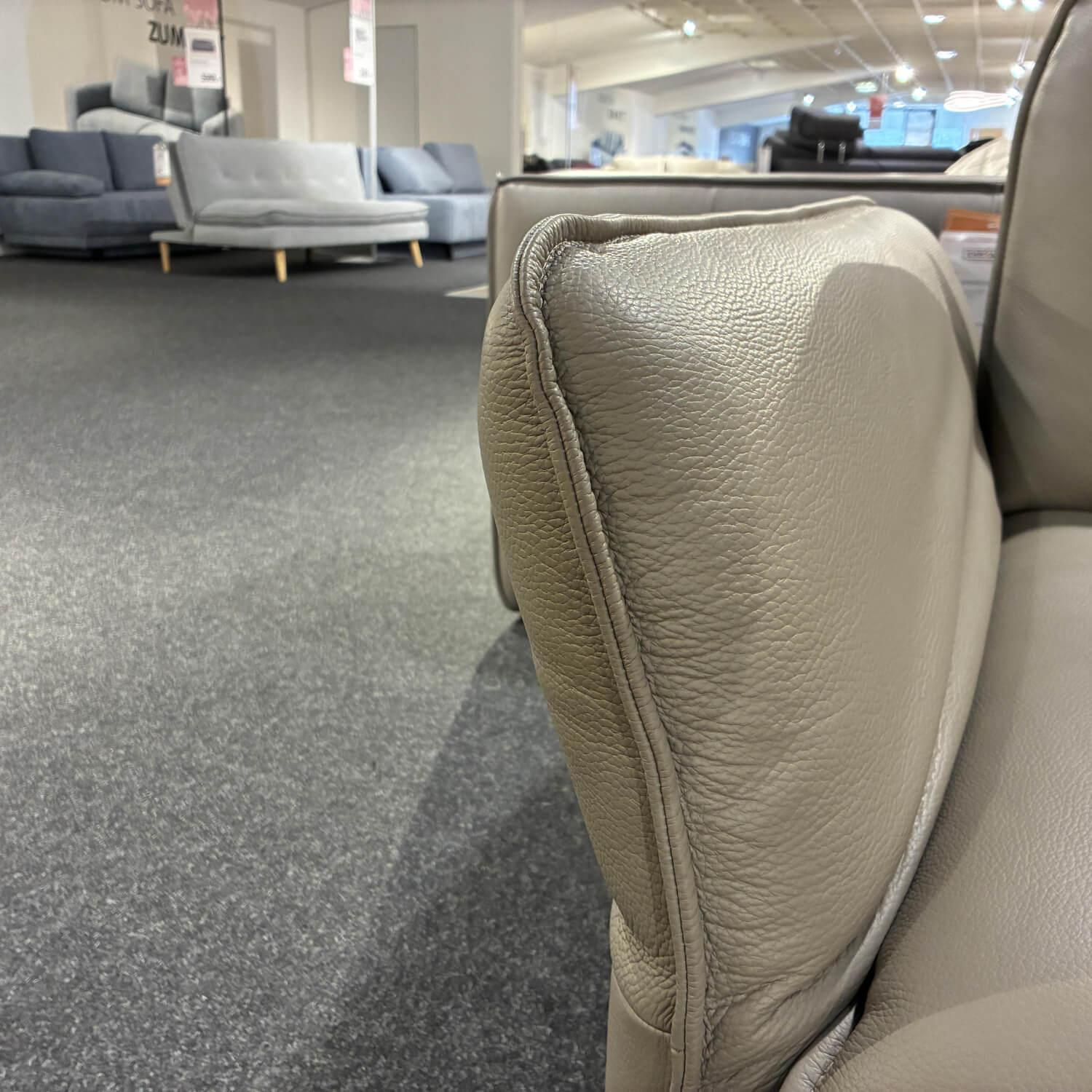 Musterring - Sofa 2340 Leder Longlife Cloud Z7720 (LK60) Metallfuß Schwarz M99 Inkl. Sitztiefen- Und Seitenteilverstellung - 2