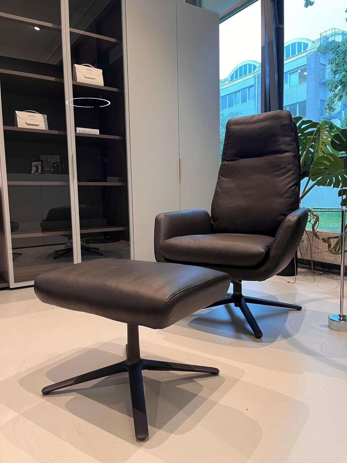 COR - Sessel Cordia Leder 284 Mocca Braun mit Hocker - 2