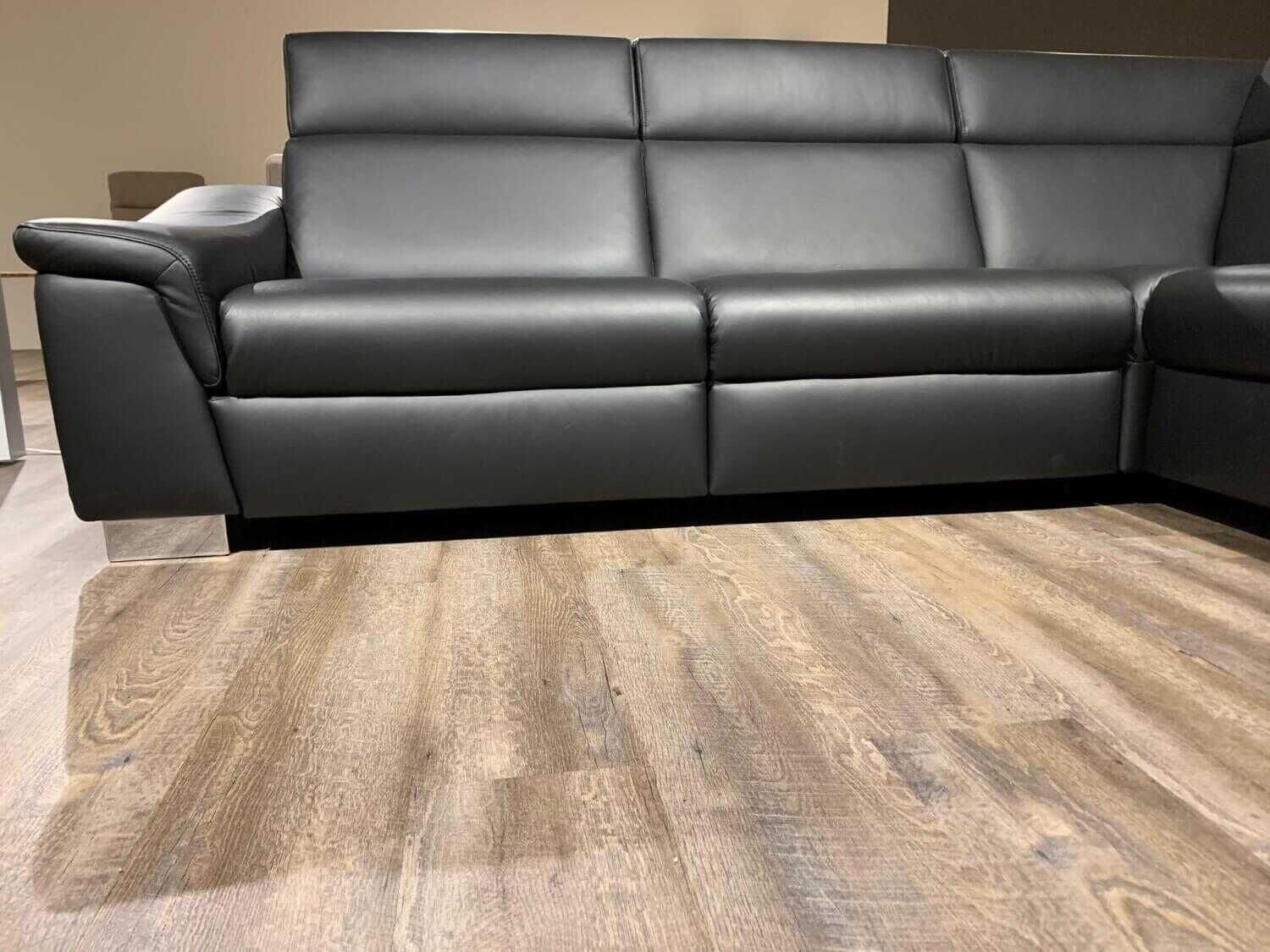 polinova-ecksofa-clou-leder-schwarz-mit-kopfteilverstellung-und-motorischer-relaxfunktion-9ef19cb0ea5f5d2d992038ebd Polinova - Ecksofa Clou Leder Schwarz mit Kopfteilverstellung und motorischer Relaxfunktion - 7