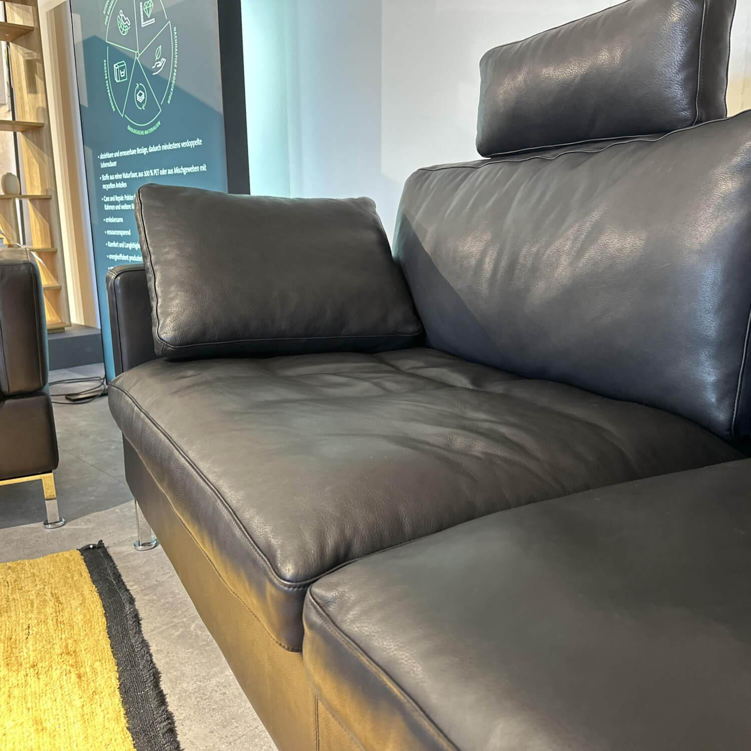 Brühl - Sofa Soft Leder Pearl 5707 10 Schwarz Winkelfuß Verchromt - 2