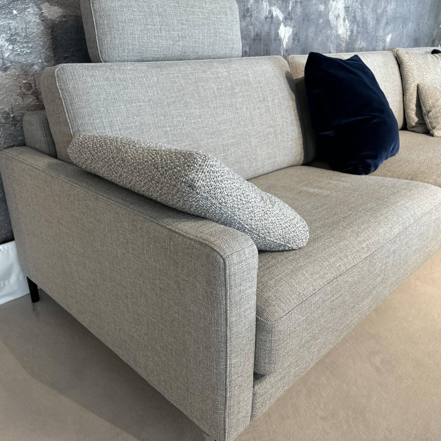 Rolf Benz - Ecksofa 011 Ego G Stoff 18 113 Signalgrau Gussfuß Aluminium Glatt Verkehrsschwarz Inklusive Kopfstütze Und Kissen - 5