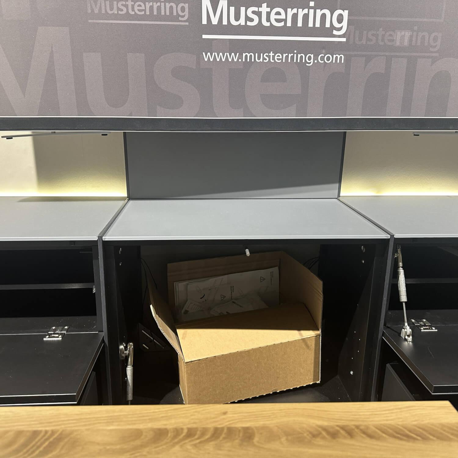 Musterring - Wohnwand Q Media 2.0 Lack Mattglas Grau Stoff Anthrazit 2 Mit Beleuchtung - 3