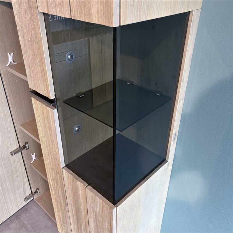 Voglauer - Vitrine V-Galvino Rustikale Asteiche Schwemmholz Grau Lackiert Metallakzent Dark Galvano Anthrazit Inklusive Beleuchtung - 5