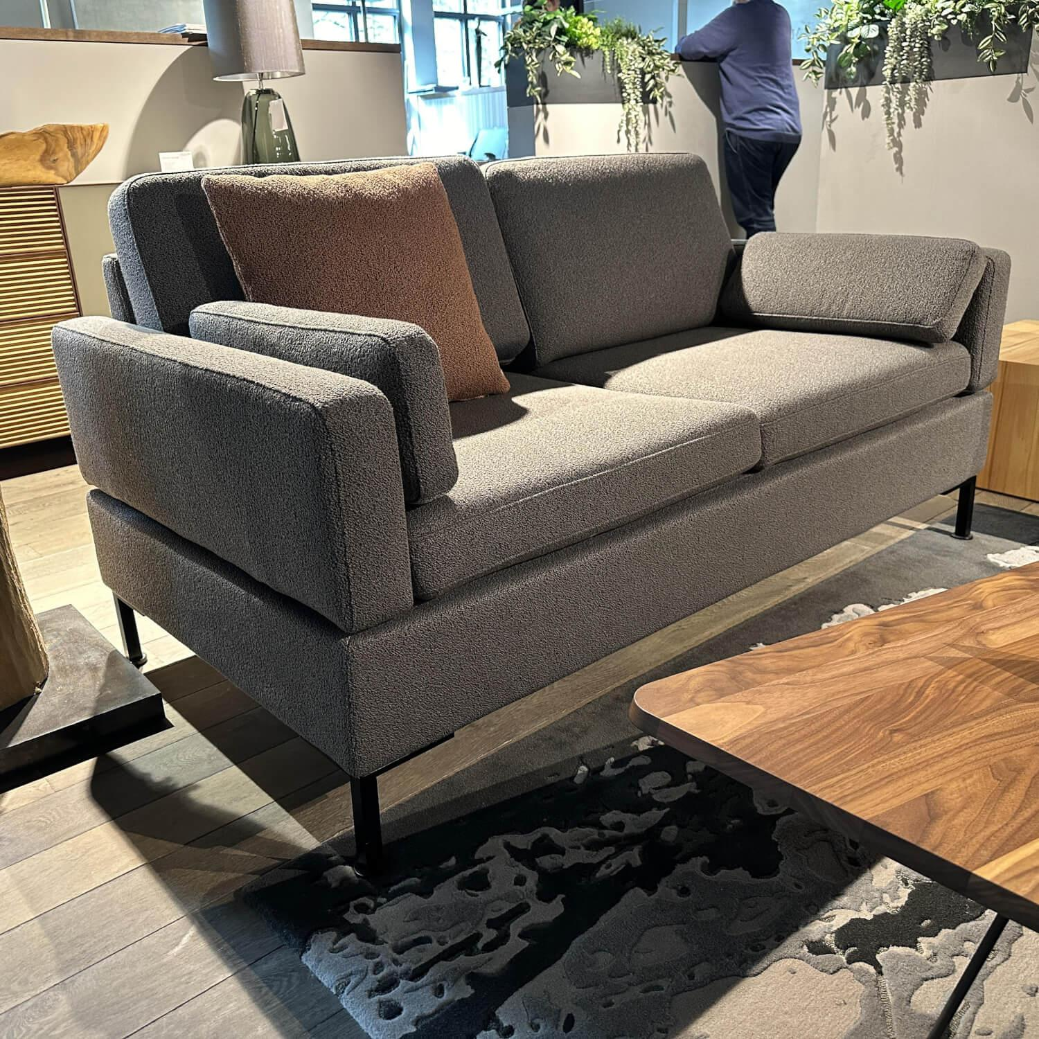 Brühl - Sofa Alba Stoff 5275 96 Grau Winkelfuß Schwarz Mit Klappbaren Armlehnen - 5