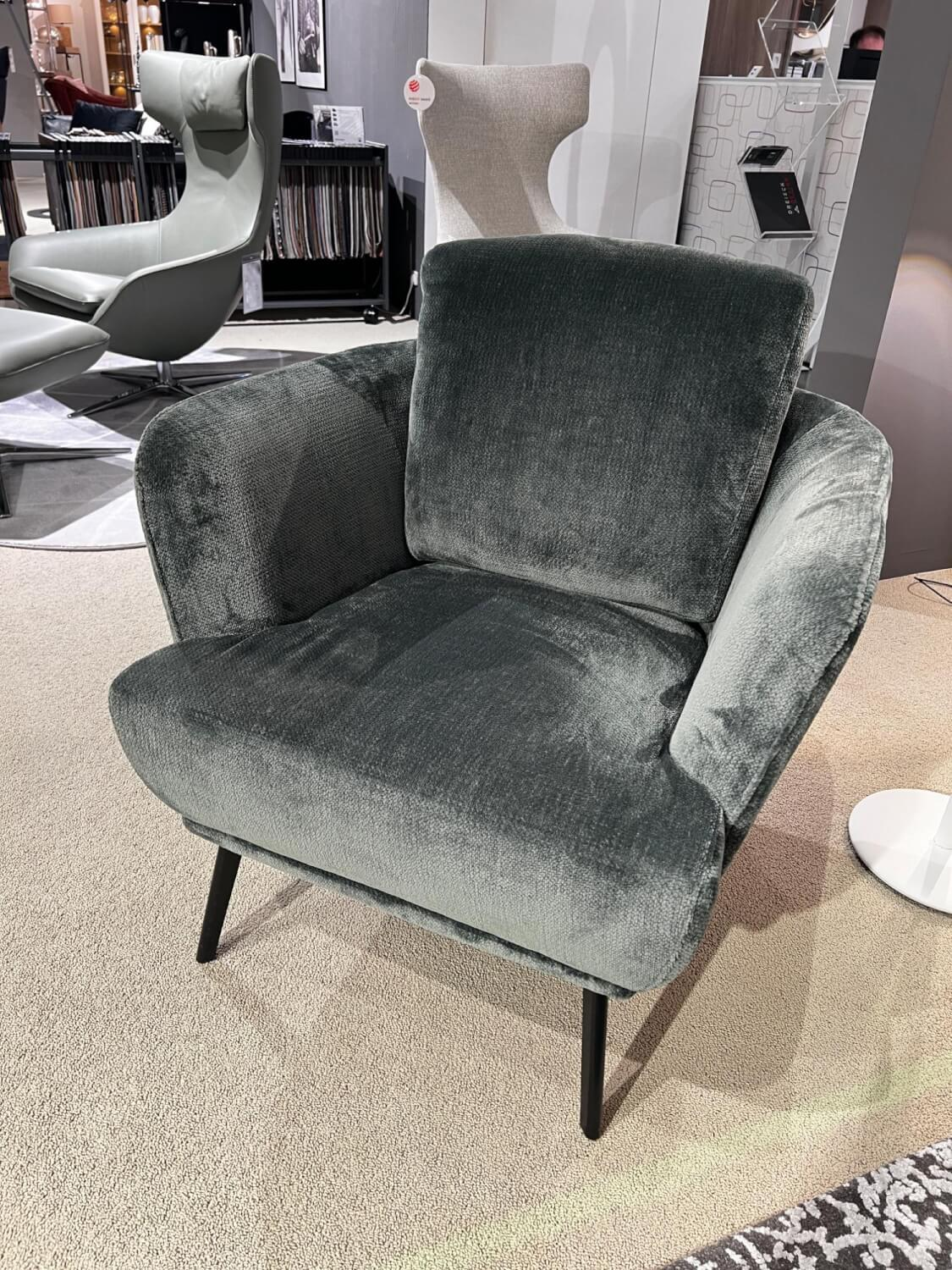 Christine Kröncke - Sessel Nona Stoff Cozy CK2773 Algue 032 Grau Metallfuß Schwarz Pulverbeschichtet - 2