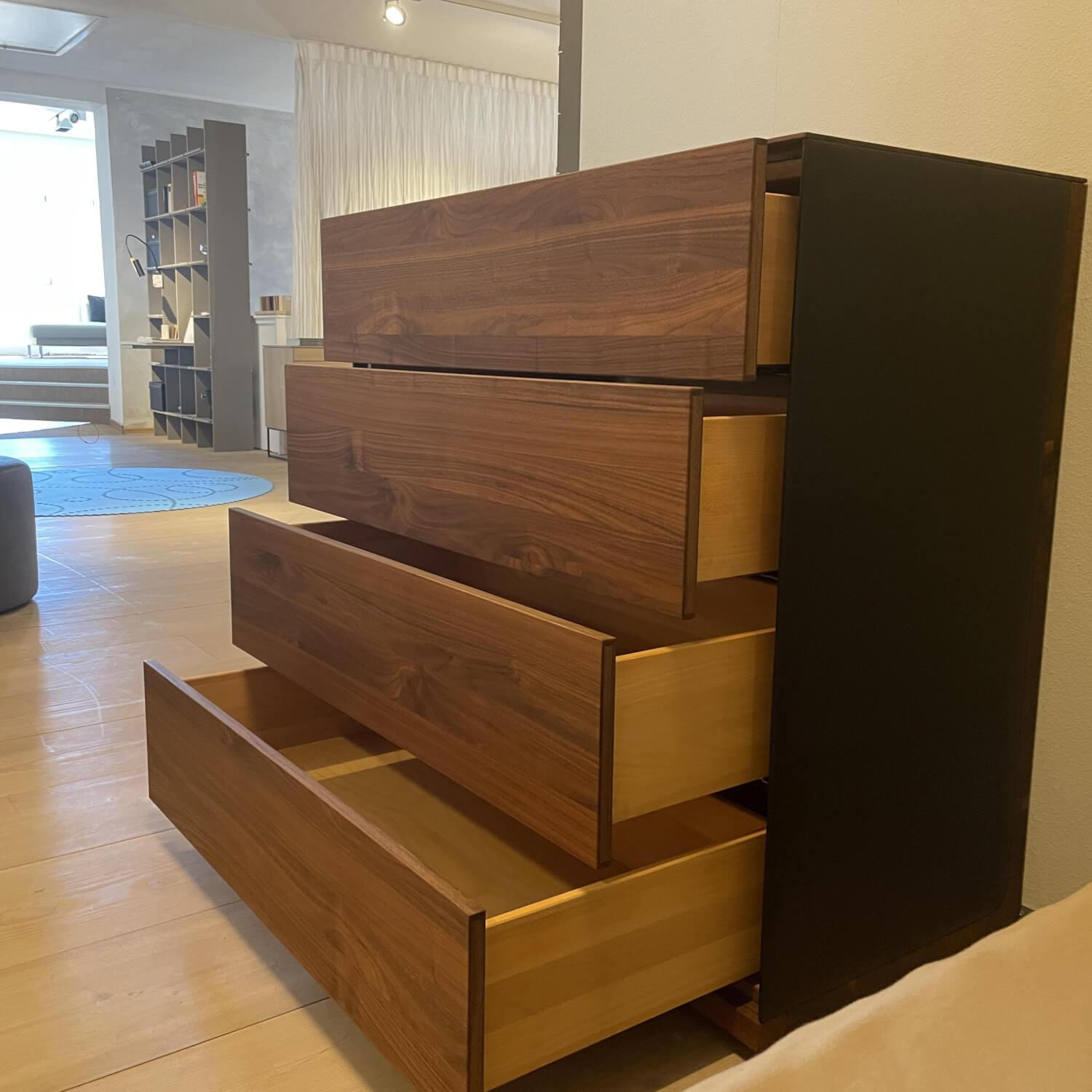 Team 7 - Chest of drawers Riletto natural oil walnut leather sides L1 black - 7