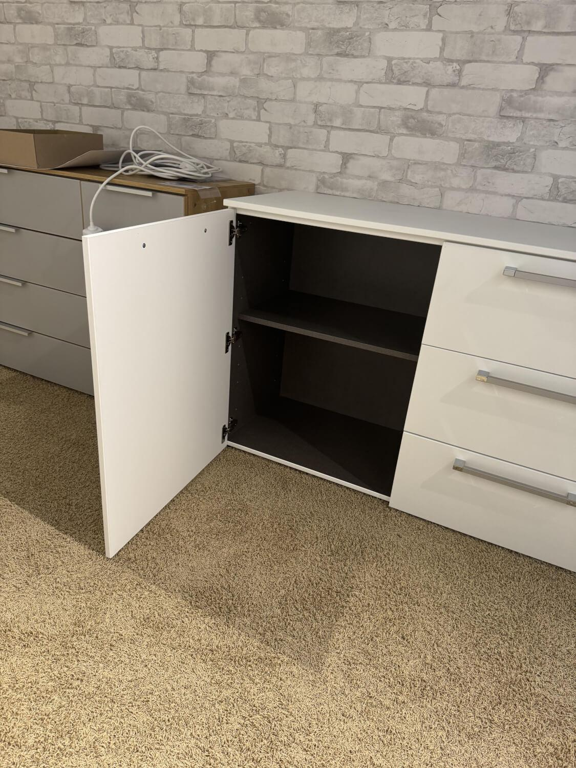 Global - Kommode Libro 700 Lack Außen Polarweiß Innen Leinenoptik Griffe Aluminium Matt - 2