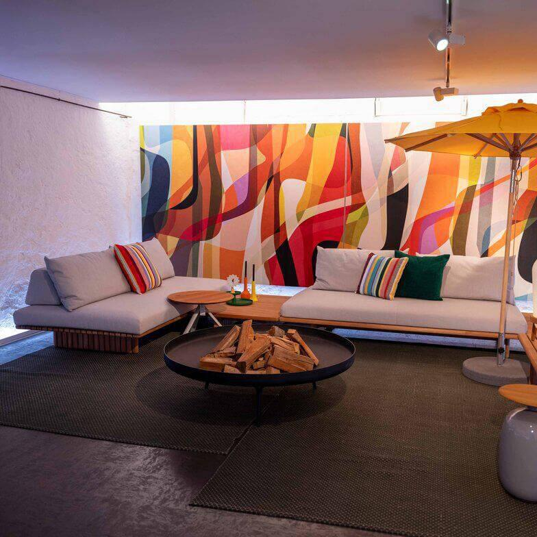 Gloster - Ecksofa Deck Outdoor Stoff Castillo Dove Grau Gestell Teak Inklusive Couchtisch - 2