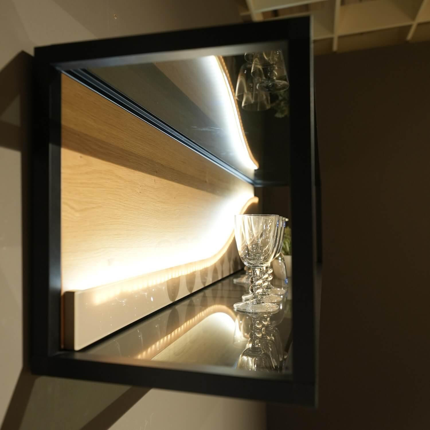 Highboard Leonardo Living Curve Echtholz Eiche 62 Lack Weiß Glas Palazzo