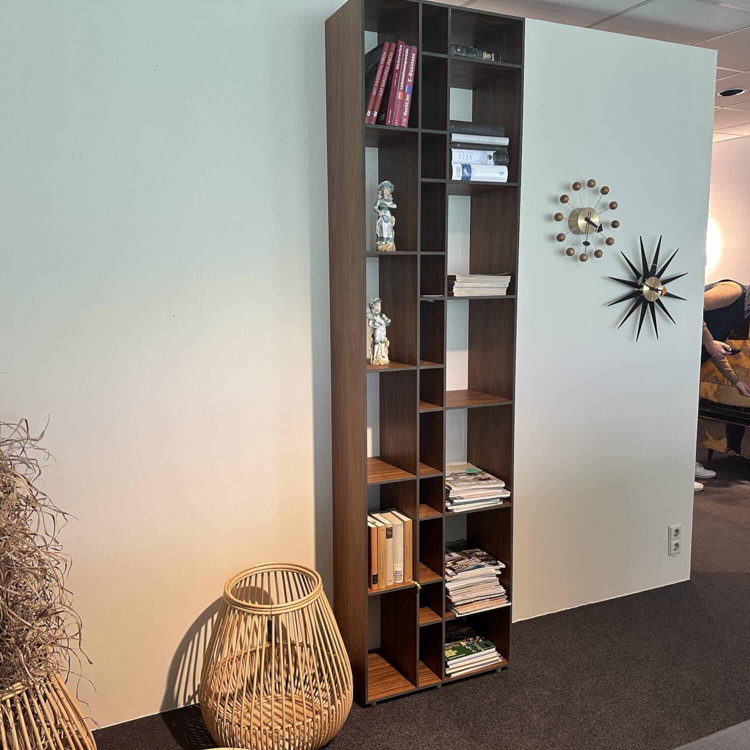 Zeitraum - Regal Code 1 Amerikanischer Nussbaum Furniert MDF Anthrazit Kante Offen - 5