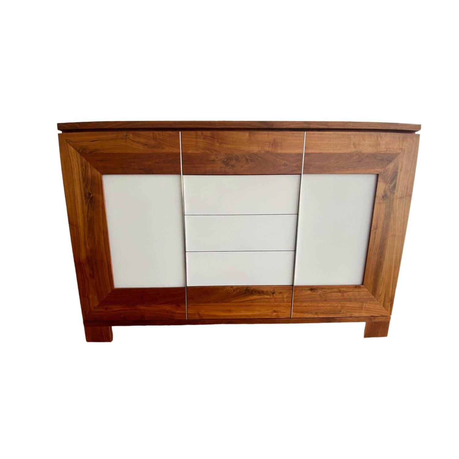 Scholtissek - Kommode Varus Ast Nussbaum Glas Optiwhite Matt - 1