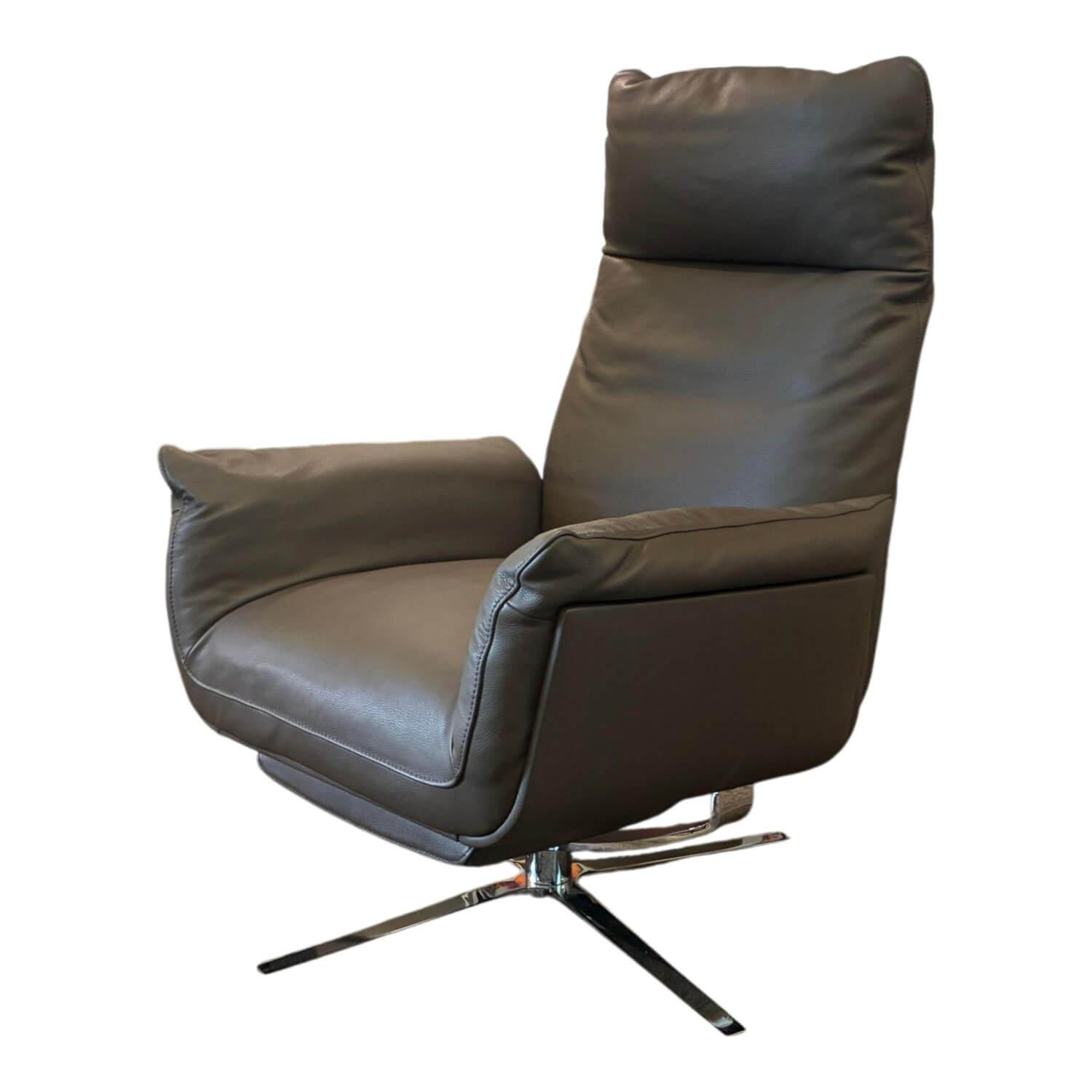 FSM - Relaxsessel Shelby Leder Living Uni 118 Truffle Braun Sternfuß Verchromt - 1