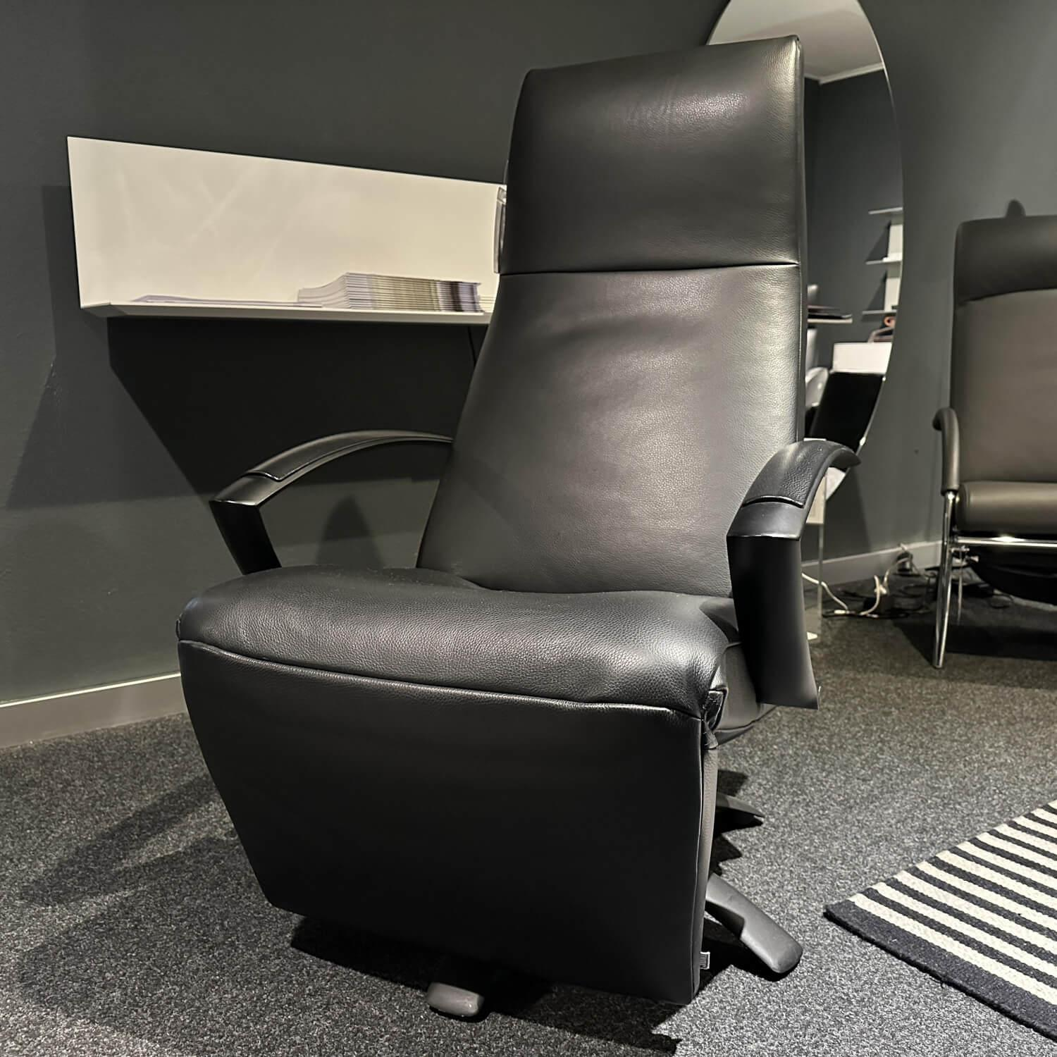 Jori - Relaxsessel Brainbuilder Multi Move Leder Celia Nero Schwarz Fuß Ellipse Schwarz - 6