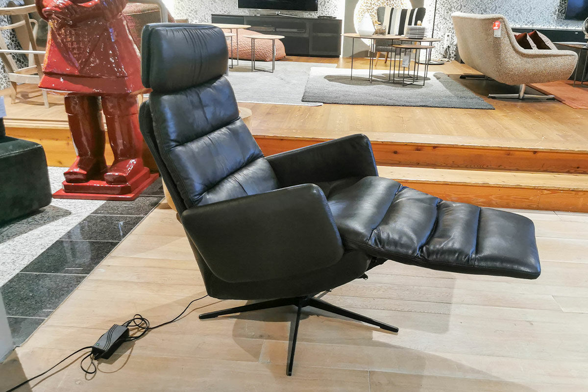 KFF - Sessel Arva E-Lounge Leder Sauvage 8105 Schwarz Gestell Schwarz Drehbar mit elektrischer Funktion - 3