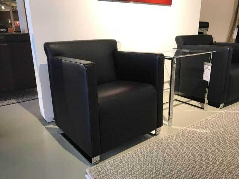 COR - Sessel Quant Leder Schwarz Kufe Chrom - 2