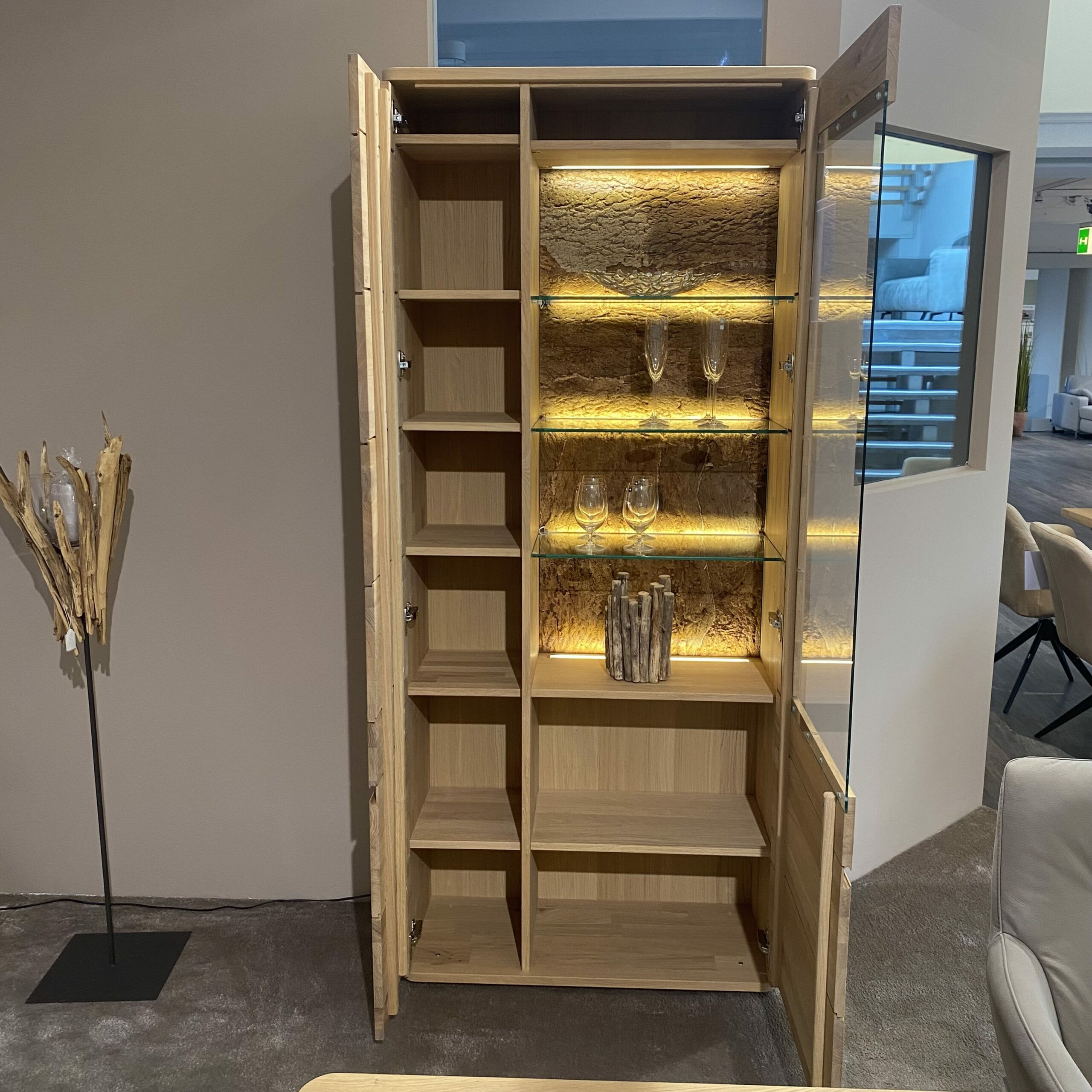 Natura - Vitrine Cartago Soft Wildeiche Bianco Glastür Links mit LED-Beleuchtung - 7