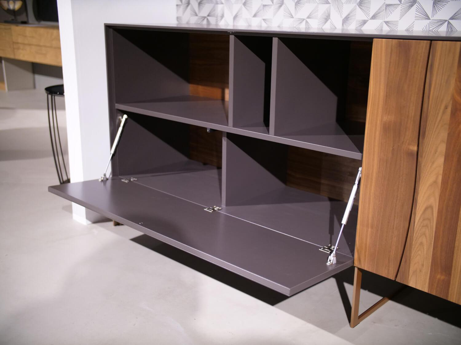 Anrei - Sideboard Mileto Astnussbaum Massiv Lack Zartbitter Anthrazit Inklusive Beleuchtung - 2