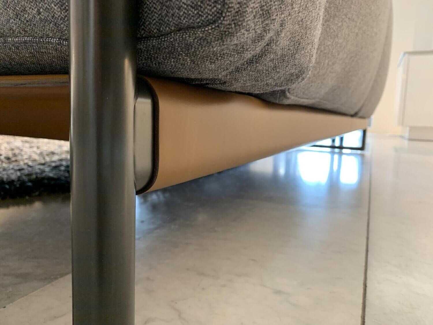 Flexform - Sofa Zeno Light Stoff Graumeliert Gestell Metall Brüniert mit 2 Kissen - 9