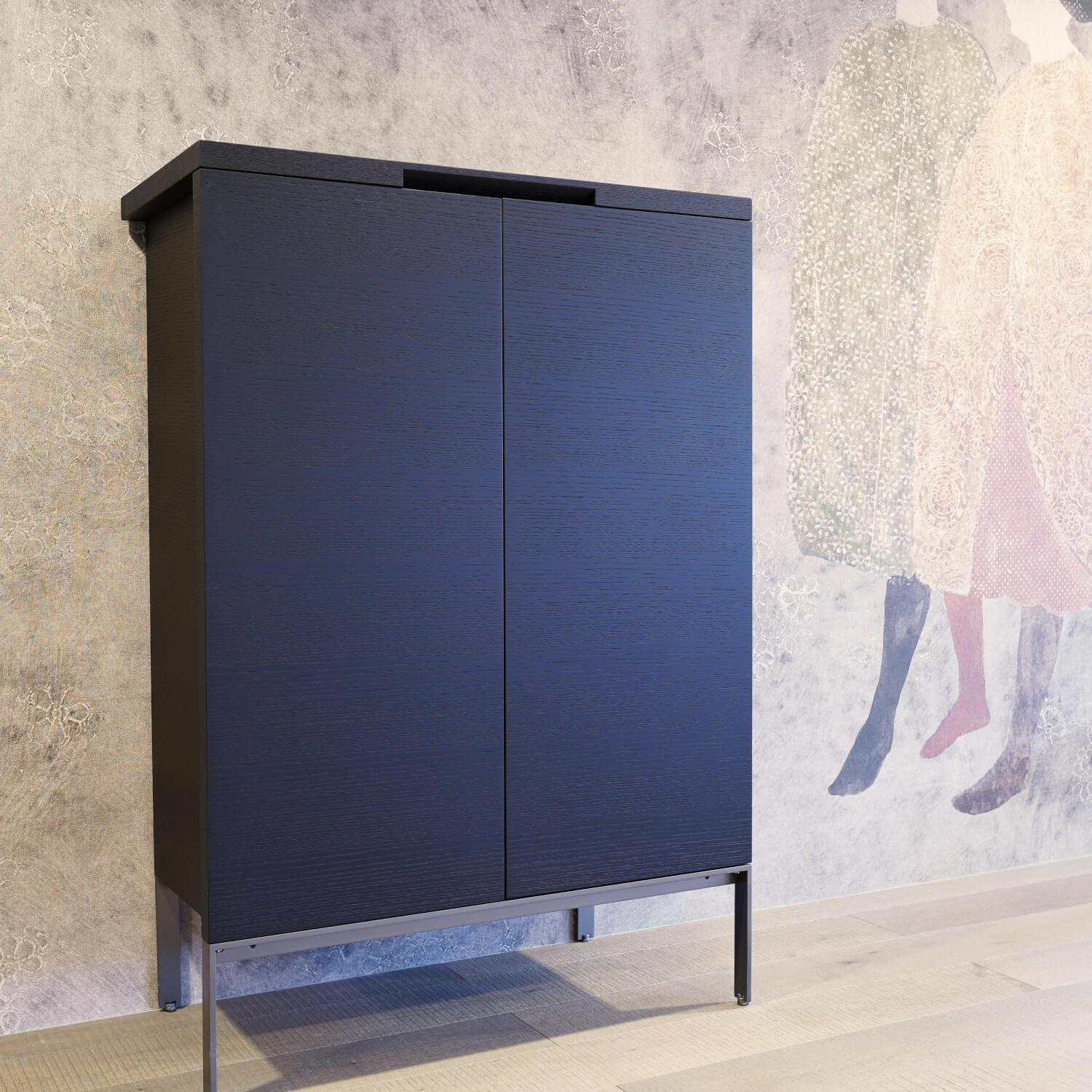 B&B Italia - Kommode Mida Eiche Schwarz Gebürstet Innen Ziegelrot Glänzend Gestell Nickel Bronzefarben - 4