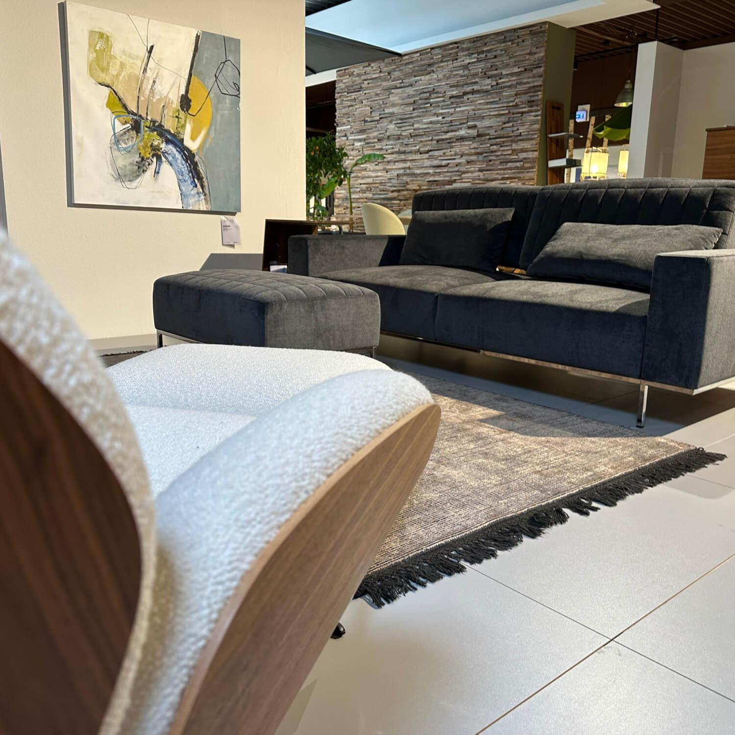 IP Design - Sessel Trinity Stoff Queen IP1775 272 Beige Schale Nussbaum Furniert Geölt Gestell Metall Schwarz Matt Inklusive Hocker - 2