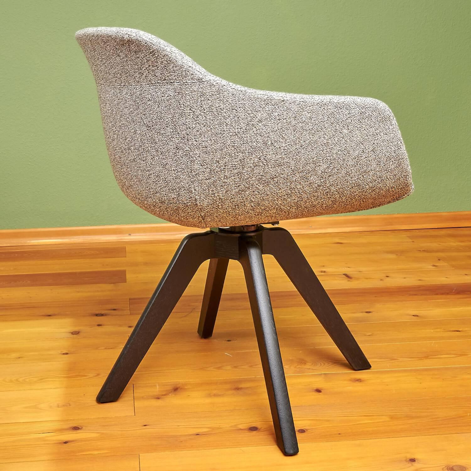 Bielefelder Werkstätten - Stuhl Cara Mit Armlehnen Stoff Mara BW 1763 383 Grau Gestell Eiche Schwarz Gebeizt - 4