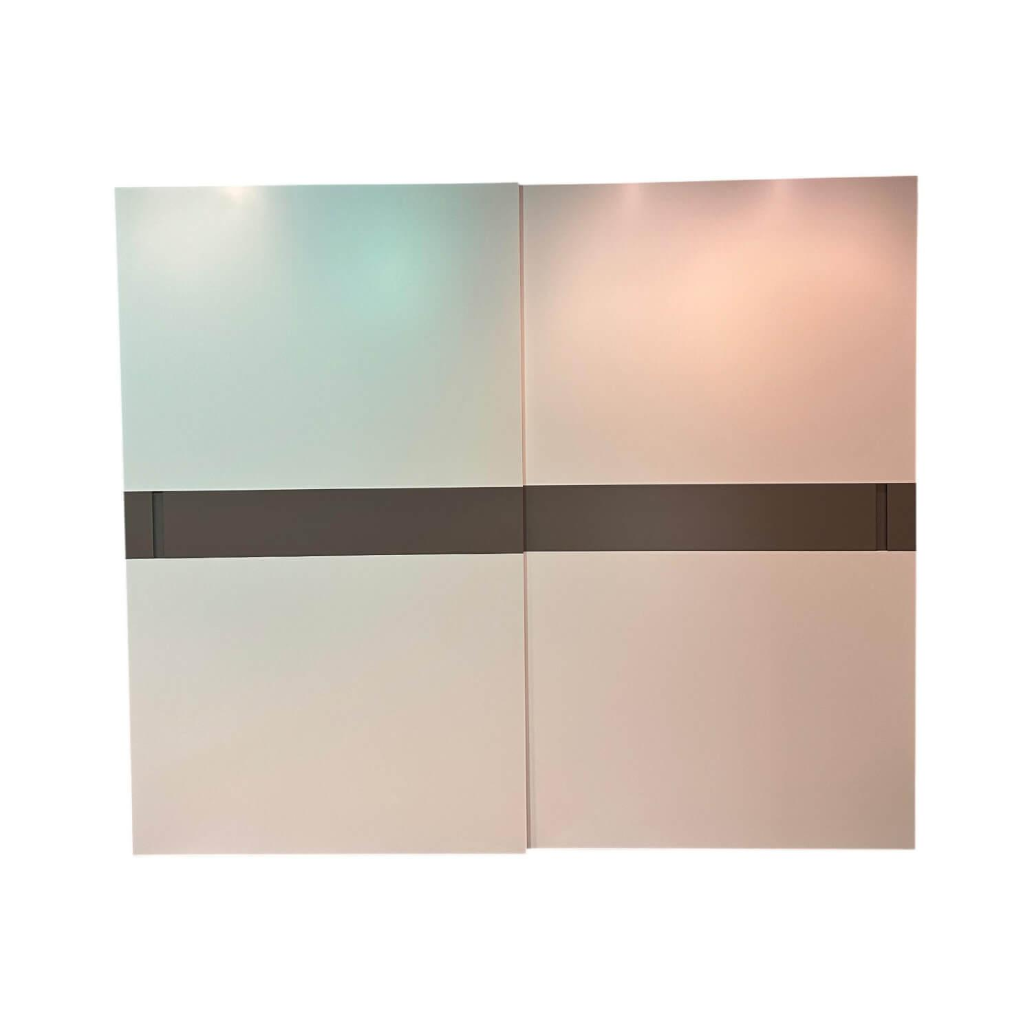 Tomasella - Schiebetürenschrank Contur Loretto Tür Ahtena OC 121 Bianco Gesso Weiß OC 130 Grigio Piacenza Grau Innen Alpaca Grau - 1