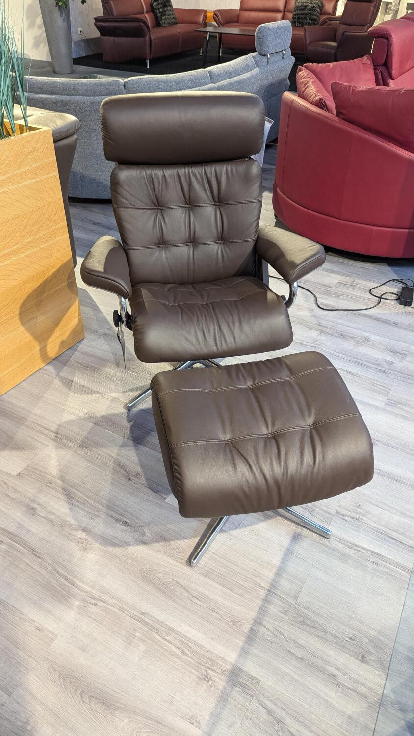 Stressless - Sessel Erik M Leder Paloma 33 Espresso Braun Grau Holz Walnuss 06 Gestell Cross 40 Alu Mit Hocker - 3