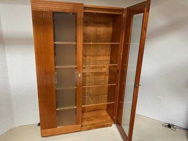 Scholtissek - Vitrine Quintum Kirschbaum Massiv mit Beleuchtung - 3