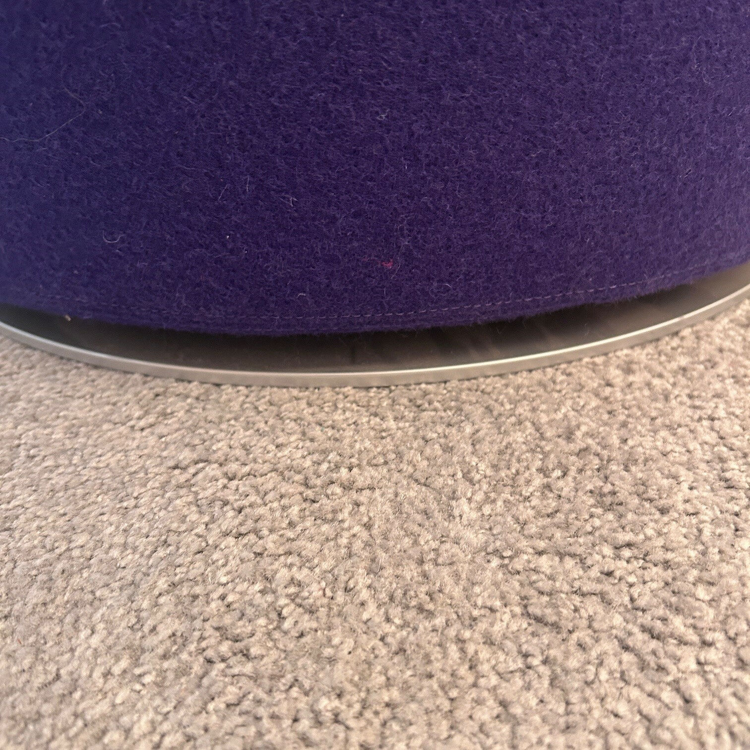 B&B Italia - Sessel Piccola Papilio Stoff Ego 2153 603 Cranberry Violett Drehgestell Grau Metallisiert - 2