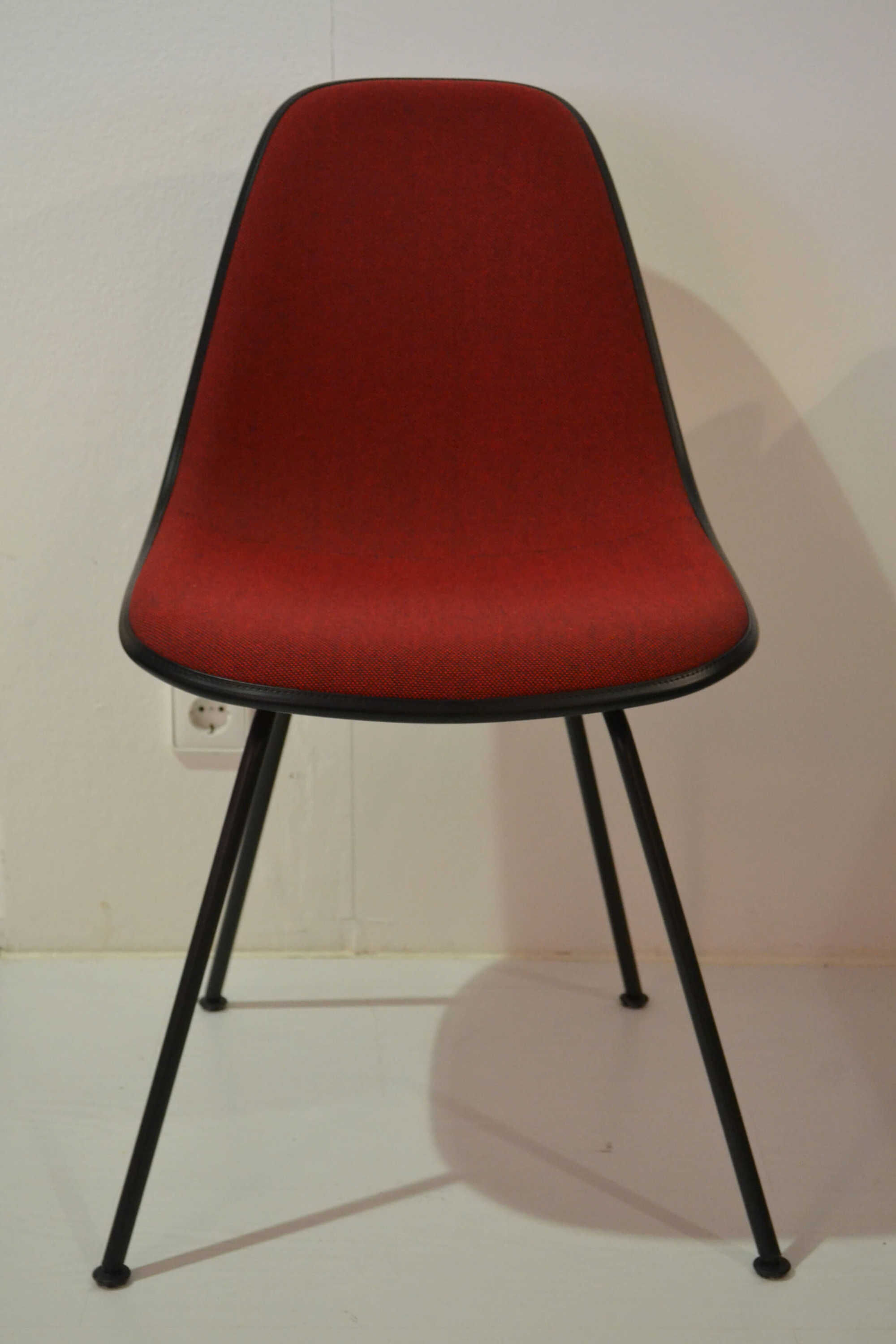 Stühle Panton, DSX, TIPTON, DKW (4er-Set) Ausstellungsstück