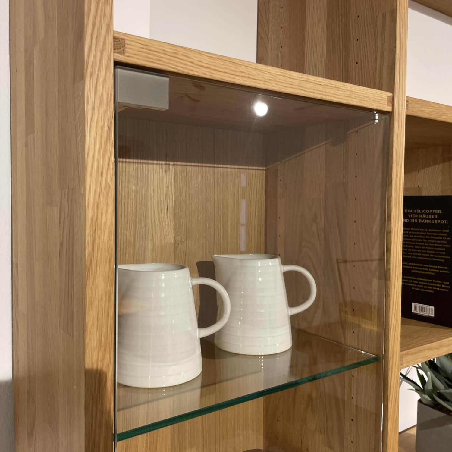 Team 7 - Regalwand Cubus Vollholz Eiche Natur Geölt Glas Naturweiß Matt Mit Touchbeschlag - 2