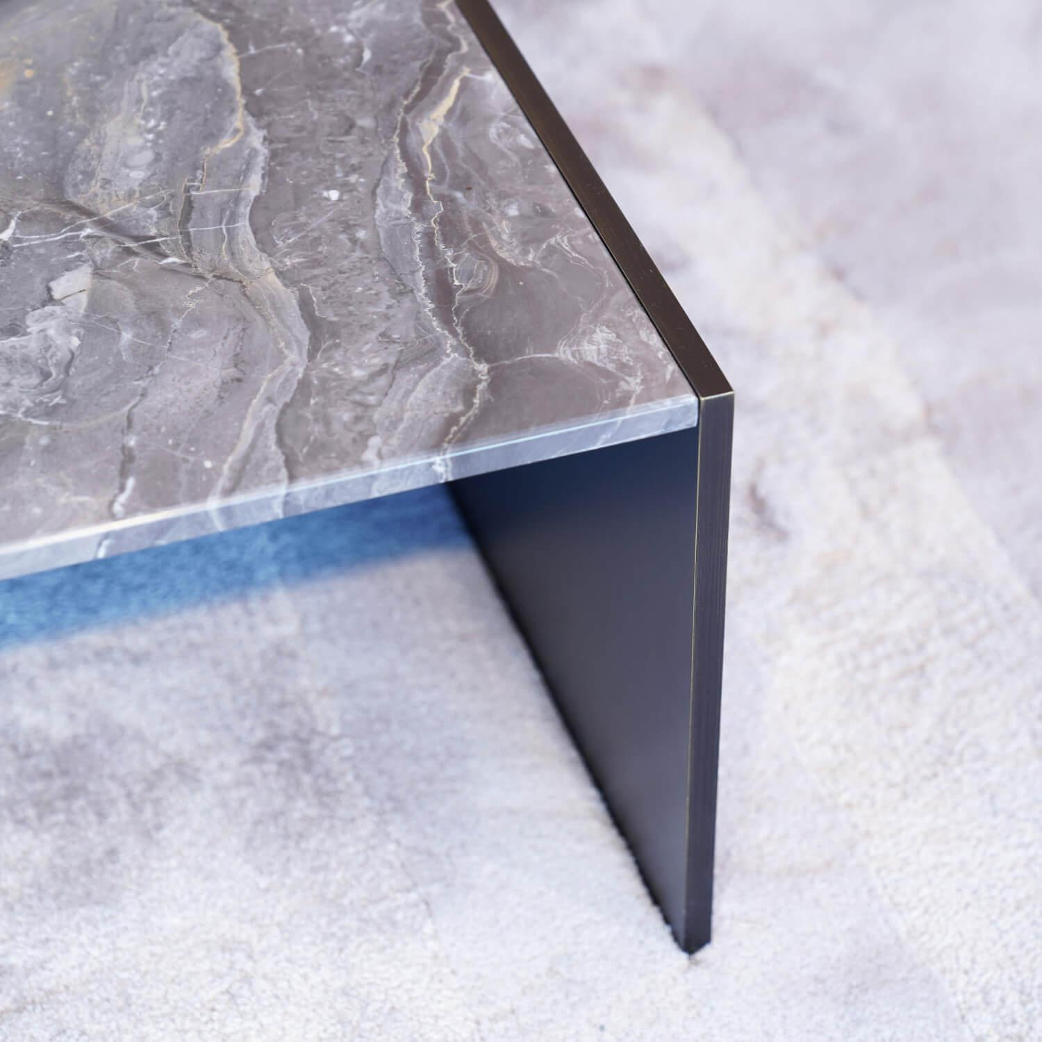Beistelltisch Linha Platte Marmor Orobico Grey