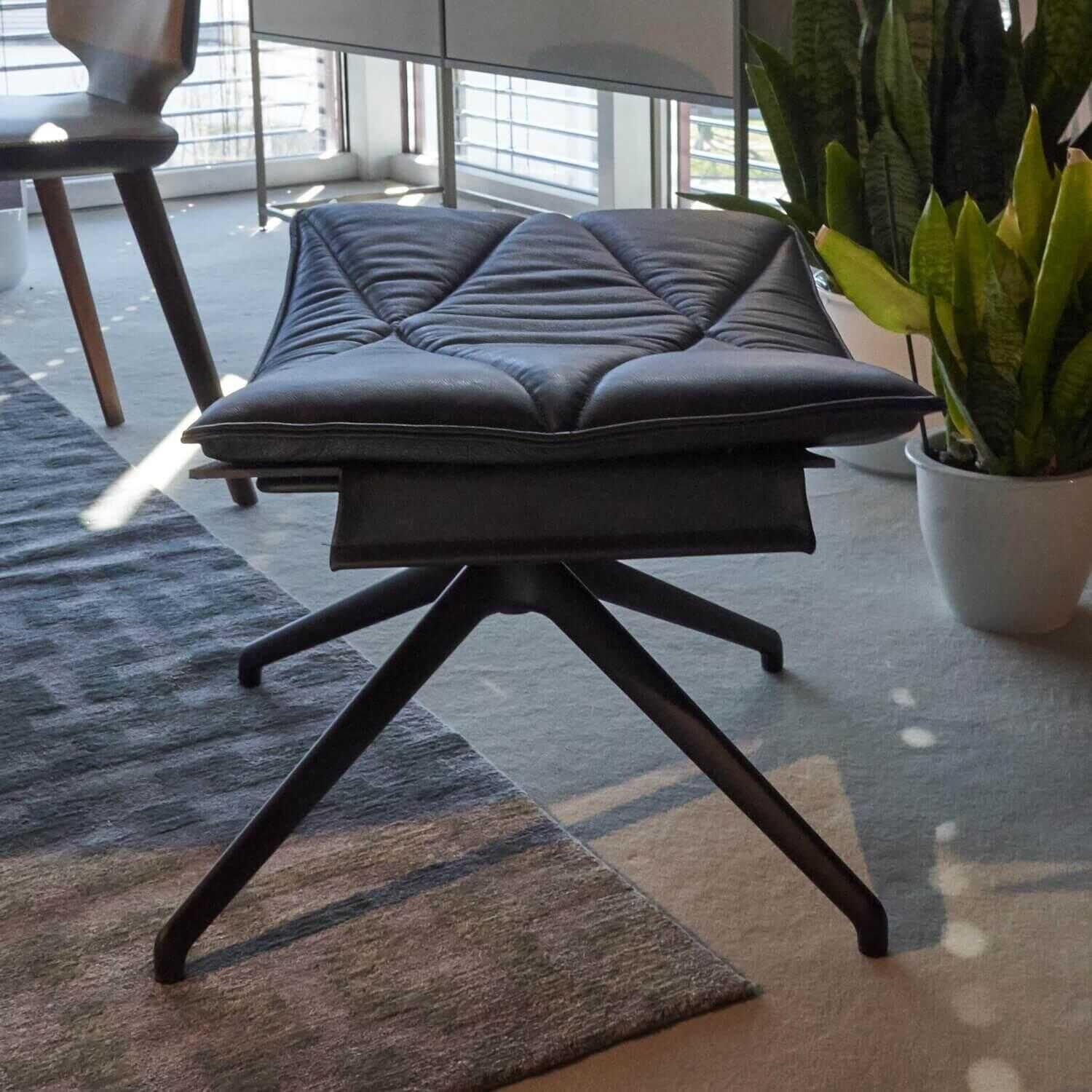 kff-lounge-sessel-nest-pure-leder-anthrazit-mit-hocker-9115ca27fa2eZaszosUWtg7gK KFF - Lounge Sessel Nest Pure Leder Anthrazit mit Hocker - 14